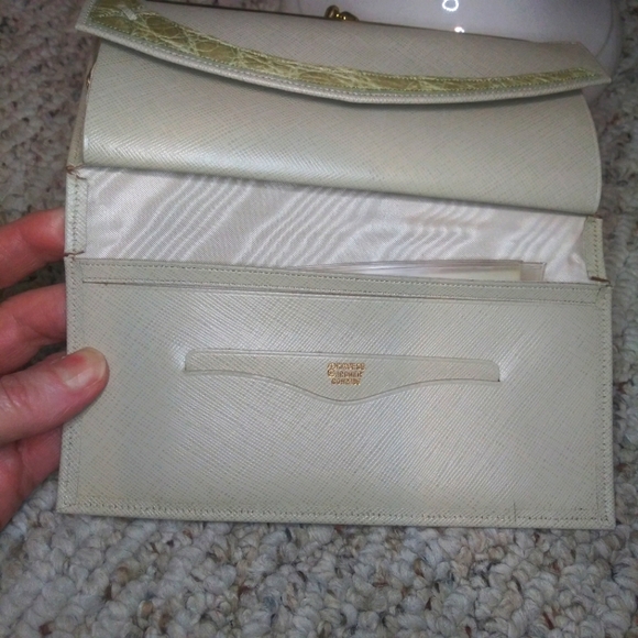 Vintage Princess Gardner Sage Green Kiss-Lock Top Clutch Style Wallet - Picture 10 of 16